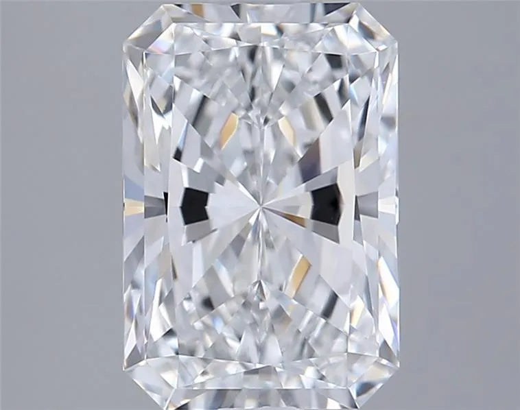 2.22ct Radiant Lab Grown Diamond (Colour D, Clarity VVS1, IGI Certified)