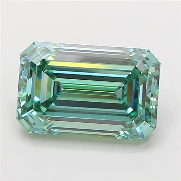 3.52ct Emerald Lab Grown Diamond (Colour Fancy Vivid Green, Clarity VS2, IGI Certified)