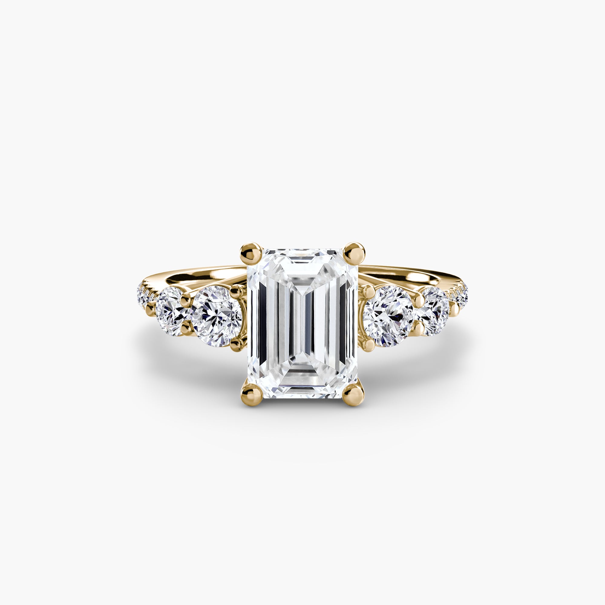 Bague Dysis personnalisée en or jaune et diamants de laboratoire émeraude - Exquisite Lab Diamonds Paris