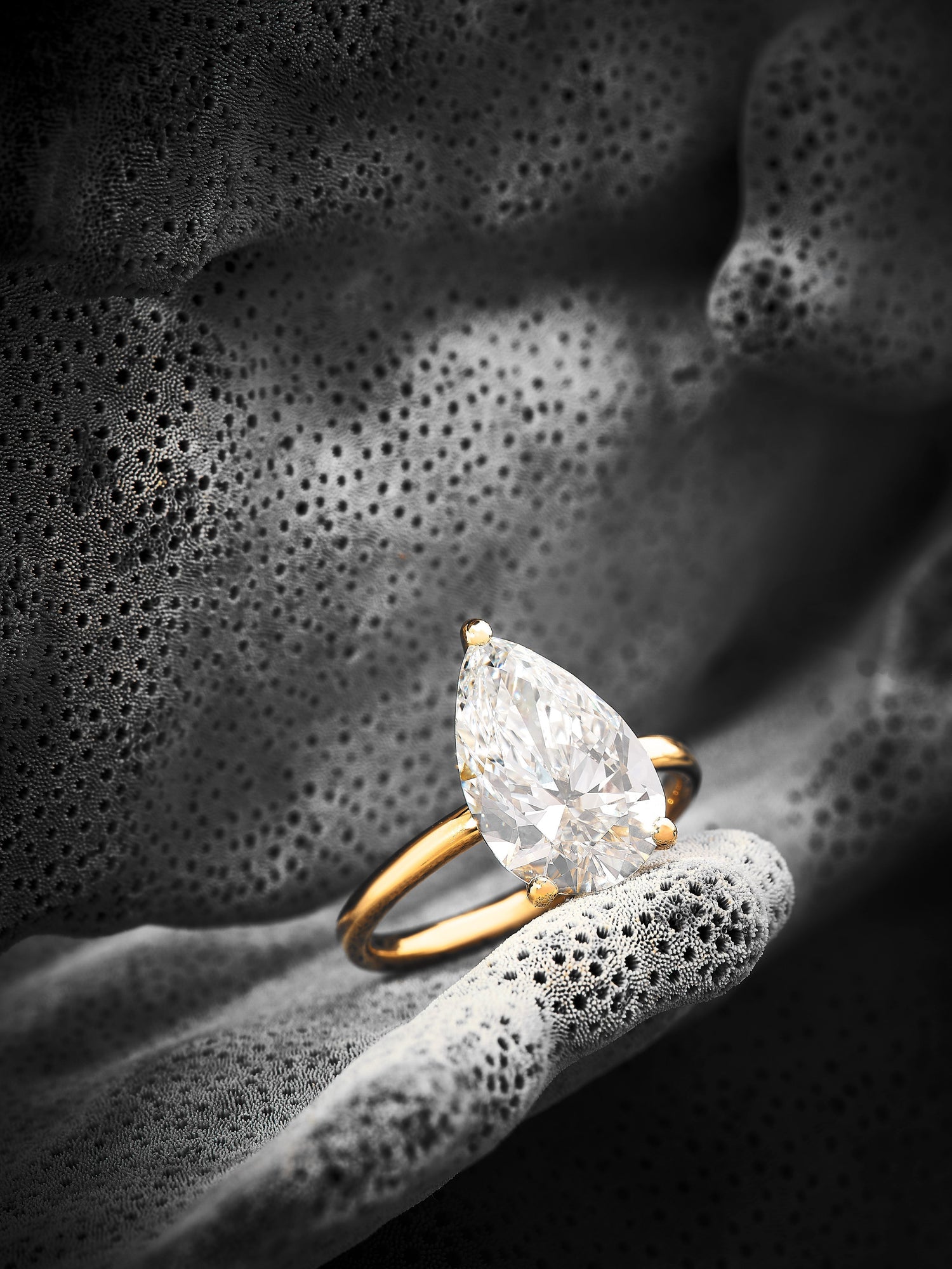 Bague solitaire diamant de laboratoire de 4 carats - Maison Exquisite Lab Diamonds