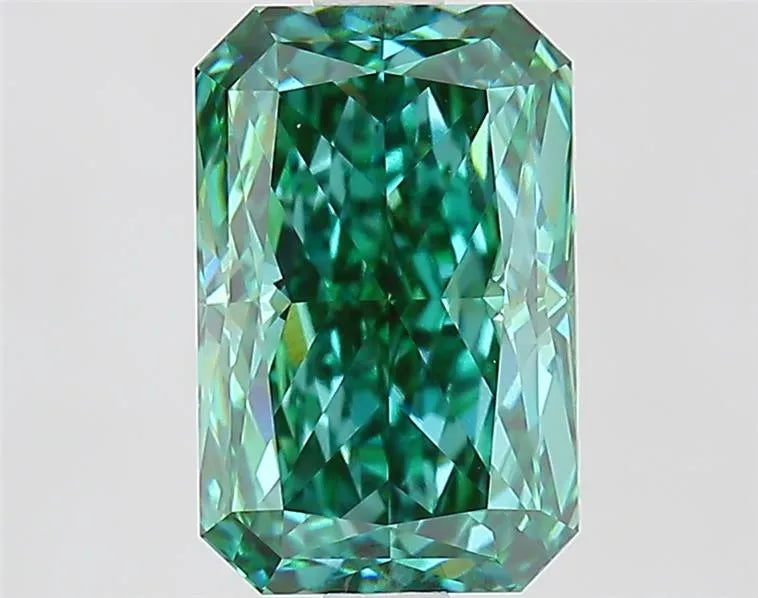 2.52ct Radiant Lab Grown Diamond (Colour Fancy Vivid Green, Clarity VVS2, IGI Certified)