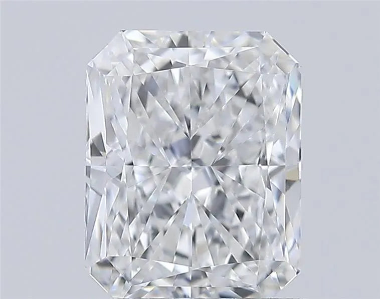 1.53ct Radiant Lab Grown Diamond (Colour D, Clarity VVS2, IGI Certified)
