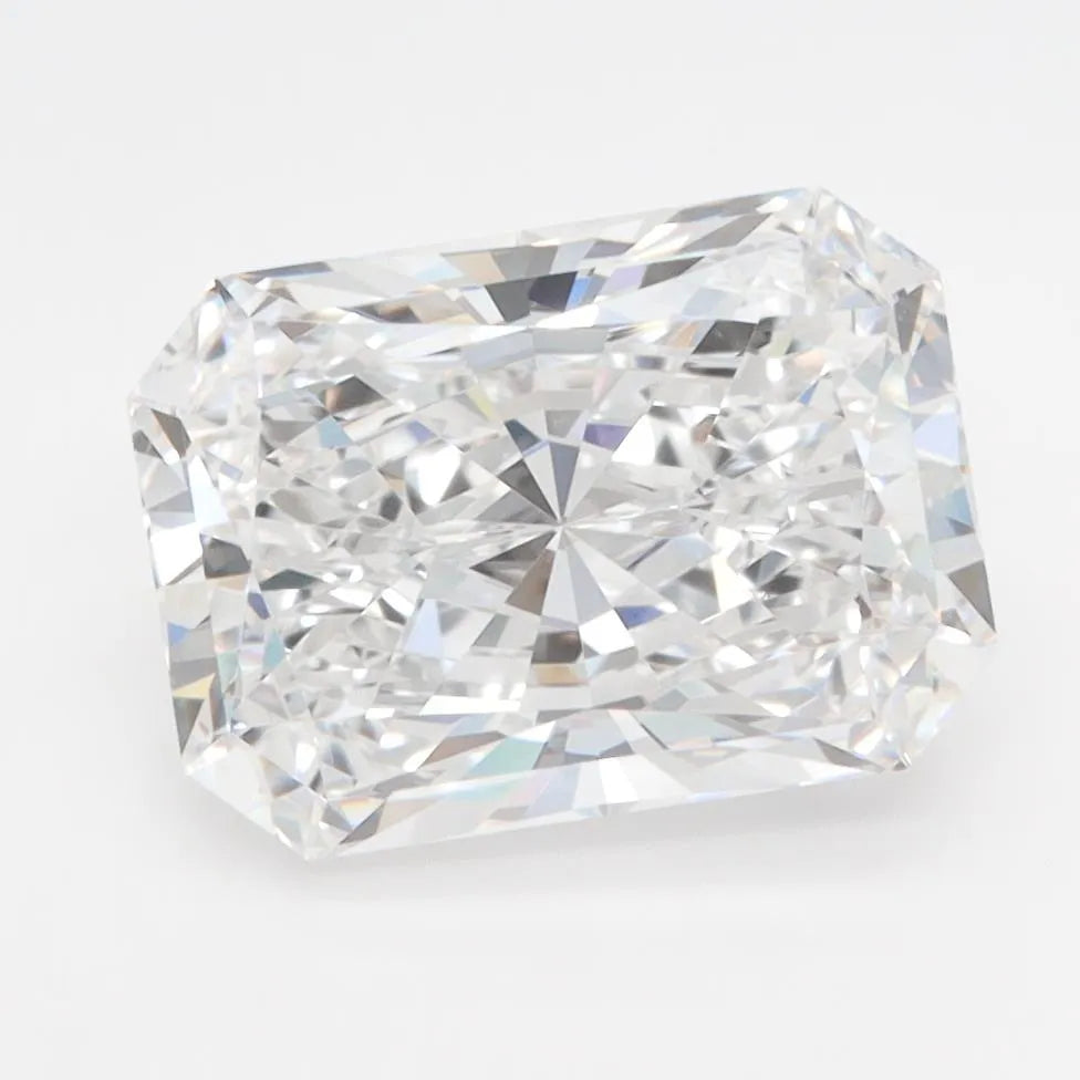 3.10ct Radiant Lab Grown Diamond (Colour D, Clarity VVS1, IGI Certified)