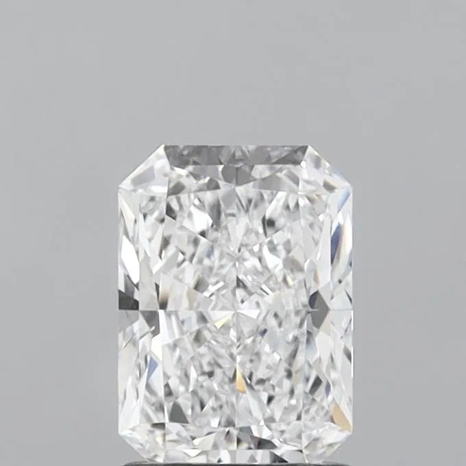 1.27ct Radiant Lab Grown Diamond (Colour D, Clarity VVS1, IGI Certified)