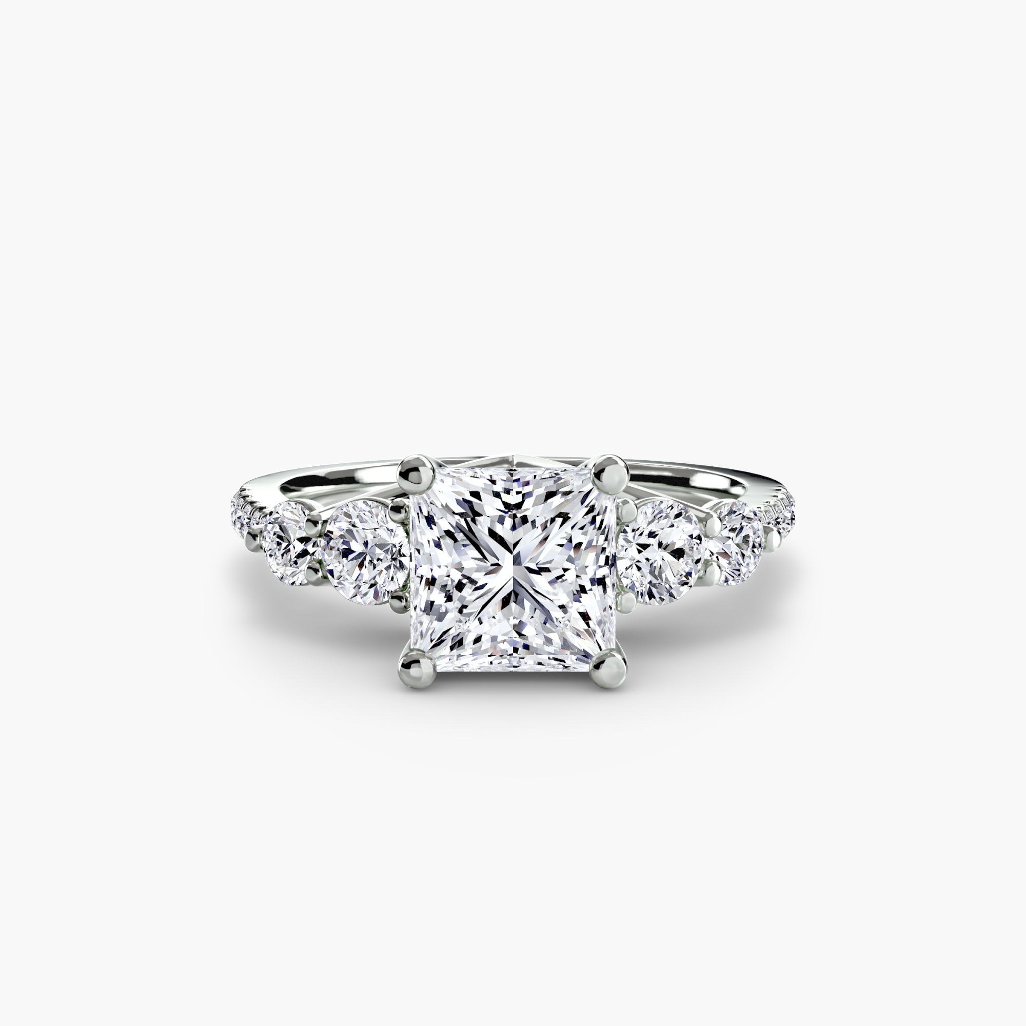 Bague Dysis personnalisée en platine et diamants de laboratoire princesse - Exquisite Lab Diamonds Paris